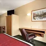 Days Inn & Suites By Wyndham Lafayette In